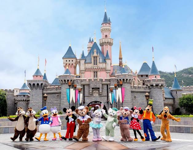 hong kong disneyland2 - travel treasures