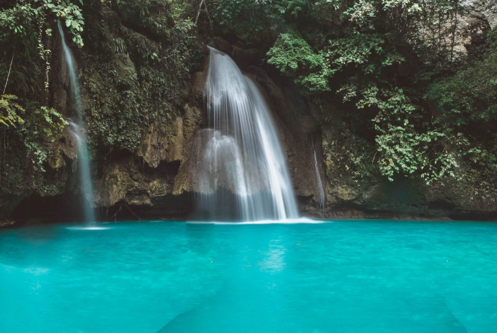 kawasan falls - travel treasures