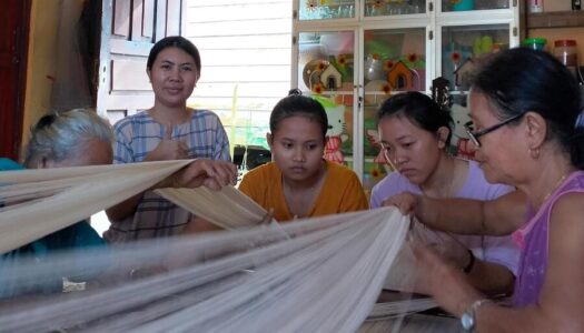 Weaving Tradition and Conservation in Kapuas Hulu