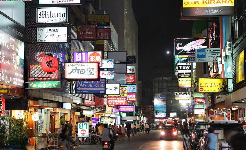 patpong bangkok - travel treasures