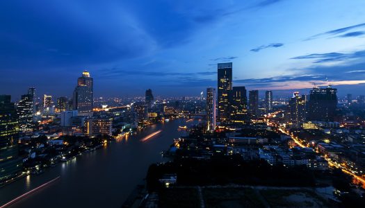 All Shops in Bangkok Must Close at Midnight