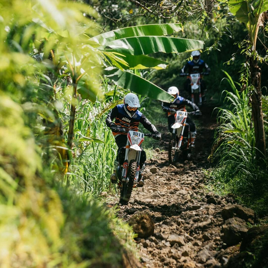 dirt bike vietnam - travel treasures